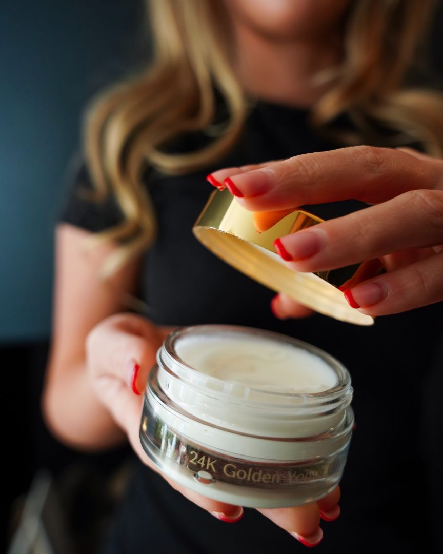 24K Golden Youth Elixir Advanced anti ageing care (50 ml) - Élixir de Beauty