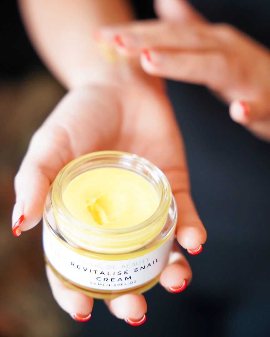 Rejuvenate Snail Complex Skin Recovery with 30% Snail Mucin & Centella - Élixir de Beauty